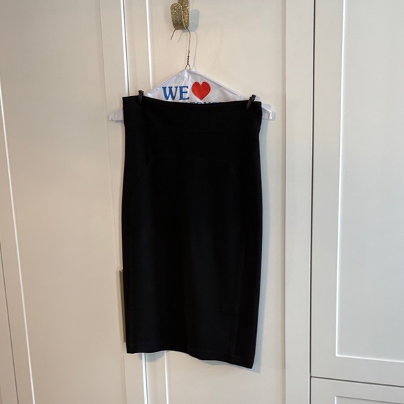 Diane Von Furstenberg Dresses & Skirts - Diane Von Furstenberg high waist pencil skirt